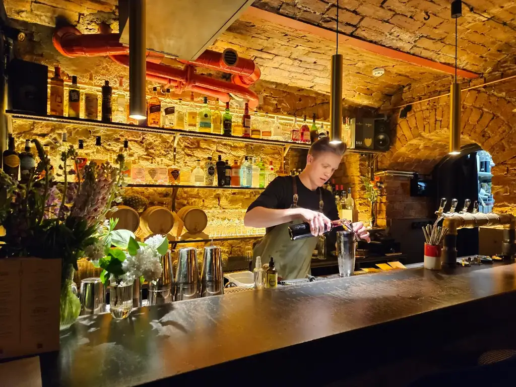 nosaints hidden bar Rīgas centrā