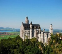 Small-Group Neuschwanstein and Linderhof Castle Luxury Trip